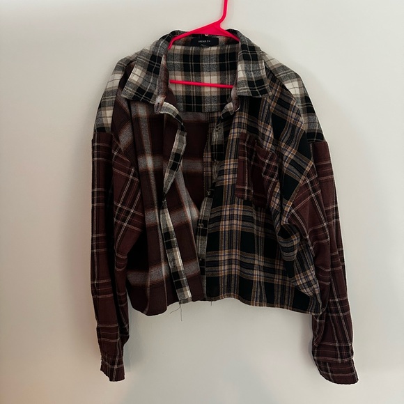 Forever 21 Multicolor Plaid Cropped Shirt - Picture 2 of 2